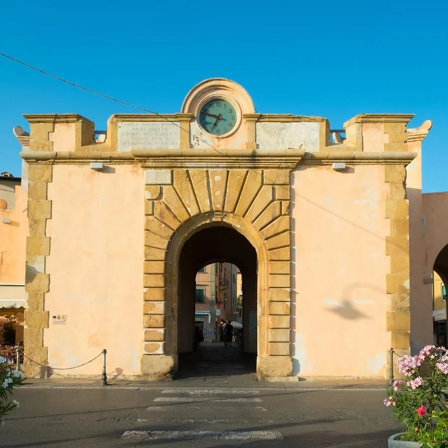 Casa Vacanze Nel Centro Storico Di Portoferraio Holiday home